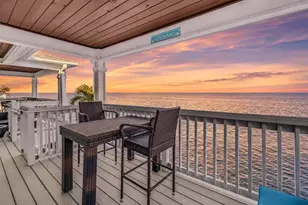 5102 Coquina Key Dr SE, Saint Petersburg, FL 33705 - Photo 3