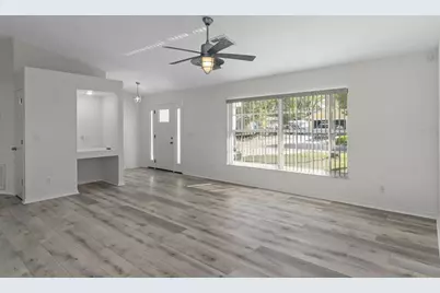 5127 Florentine Court, Spring Hill, FL 34608 - Photo 9