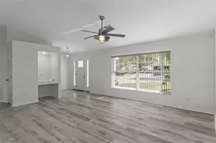 5127 Florentine Ct, Spring Hill, FL 34608 - Photo 9