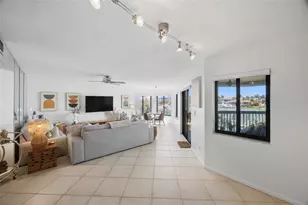 534 Pinellas Bayway S, Saint Petersburg, FL 33715 - Photo 9