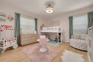 240 24th Ave N, Saint Petersburg, FL 33704 - Photo 27