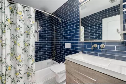 240 24th Avenue N, Saint Petersburg, FL 33704 - Photo 29