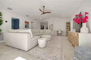 240 24th Ave N, Saint Petersburg, FL 33704 - Photo 15