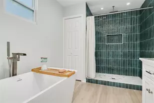 240 24th Ave N, Saint Petersburg, FL 33704 - Photo 25