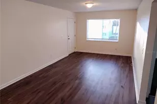 2820 Dupont St S, Gulfport, FL 33707 - Photo 5