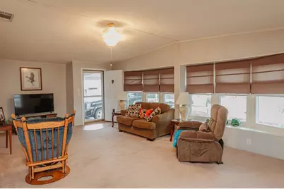 7023 Tamarind Drive, Lake Wales, FL 33898 - Photo 9