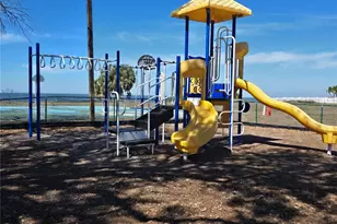 611 Destiny Dr, Ruskin, FL 33570 - Photo 15