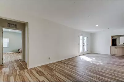 3936 E Eden Roc Circle, Tampa, FL 33634 - Photo 7