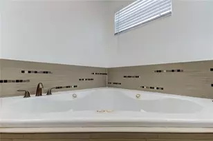 3936 E Eden Roc Cir, Tampa, FL 33634 - Photo 53