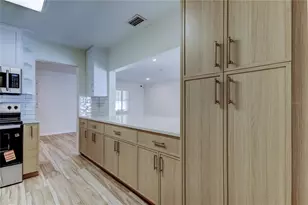 3936 E Eden Roc Cir, Tampa, FL 33634 - Photo 21