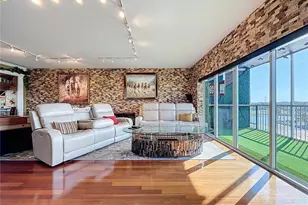 1200 Country Club Dr, Largo, FL 33771 - Photo 13