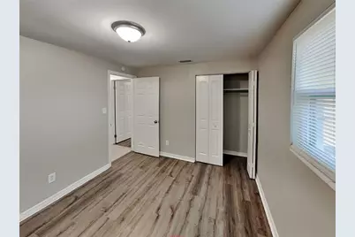 [Address not provided], Tampa, FL 33619 - Photo 11