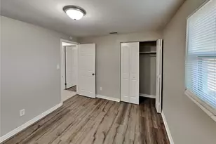 [Address not provided], Tampa, FL 33619 - Photo 11