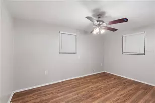 4486 Pike Ave, Sarasota, FL 34233 - Photo 7