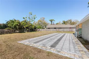 4486 Pike Ave, Sarasota, FL 34233 - Photo 11