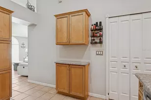 9739 Fredericksburg Rd, Tampa, FL 33635 - Photo 13