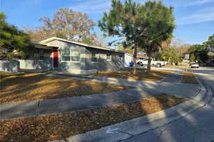 5601 62nd Way N, Saint Petersburg, FL 33709 - Photo 3