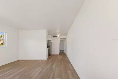 4565 Duhme Road #101, Saint Petersburg, FL 33708 - Photo 3
