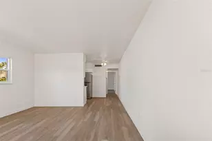 4565 Duhme Rd, Saint Petersburg, FL 33708 - Photo 3