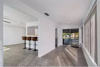 1027 15th Street N, Saint Petersburg, FL 33705 - Photo 11