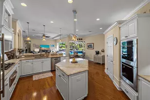 33627 Americana Ave, Dade City, FL 33525 - Photo 27