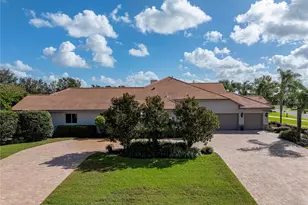 33627 Americana Ave, Dade City, FL 33525 - Photo 5