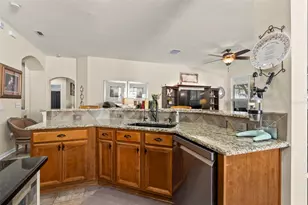 21417 Cypress Tree Ct, Land O Lakes, FL 34637 - Photo 17