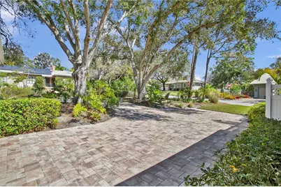 323 Roebling Road N, Belleair, FL 33756 - Photo 57