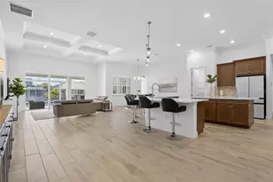 994 Signet Dr, Apollo Beach, FL 33572 - Photo 15