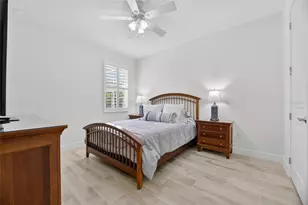 994 Signet Dr, Apollo Beach, FL 33572 - Photo 43