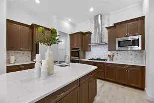 994 Signet Dr, Apollo Beach, FL 33572 - Photo 25