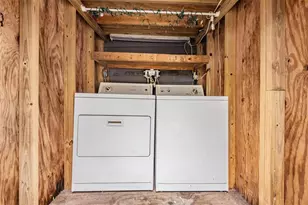 1002 E Crenshaw St, Tampa, FL 33604 - Photo 15