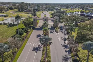 324 Knottwood Ct, Sun City Center, FL 33573 - Photo 59