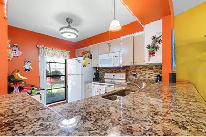 324 Knottwood Court, Sun City Center, FL 33573 - Photo 7