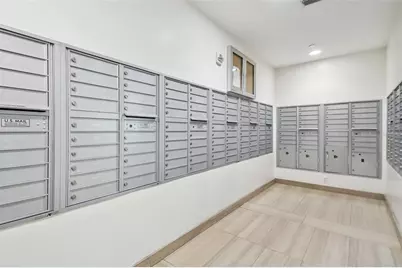 111 N 12th Street #1402, Tampa, FL 33602 - Photo 57