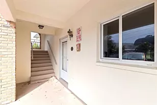 4480 Overlook Dr NE, Saint Petersburg, FL 33703 - Photo 3