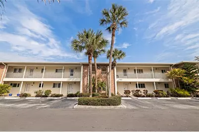 4480 Overlook Drive NE #10, Saint Petersburg, FL 33703 - Photo 1
