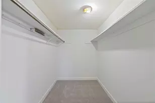 4480 Overlook Dr NE, Saint Petersburg, FL 33703 - Photo 9