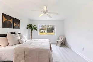 4480 Overlook Dr NE, Saint Petersburg, FL 33703 - Photo 5