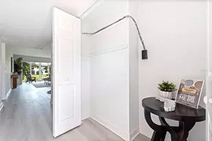 4480 Overlook Dr NE, Saint Petersburg, FL 33703 - Photo 11