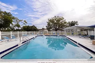 4480 Overlook Dr NE, Saint Petersburg, FL 33703 - Photo 17