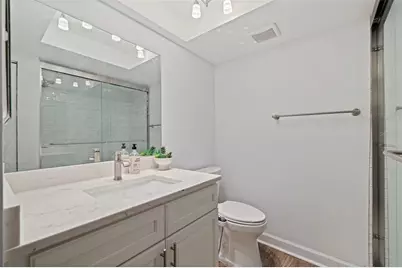 4480 Overlook Drive NE #12, Saint Petersburg, FL 33703 - Photo 9