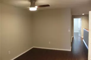 4906 White Sanderling Ct, Tampa, FL 33619 - Photo 21