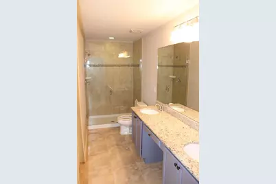 4906 White Sanderling Court, Tampa, FL 33619 - Photo 17