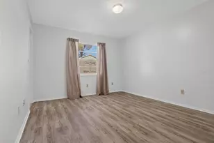 13816 Pathfinder Dr, Tampa, FL 33625 - Photo 17