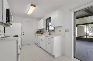 13816 Pathfinder Dr, Tampa, FL 33625 - Photo 11