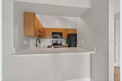 3002 W Cleveland Street #D11, Tampa, FL 33609 - Photo 13
