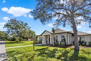 6028 Sundown Dr, Dade City, FL 33523 - Photo 3