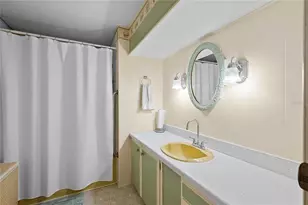 37100 8th Ave, Zephyrhills, FL 33542 - Photo 17