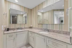 4953 Bacopa Ln S, Saint Petersburg, FL 33715 - Photo 15